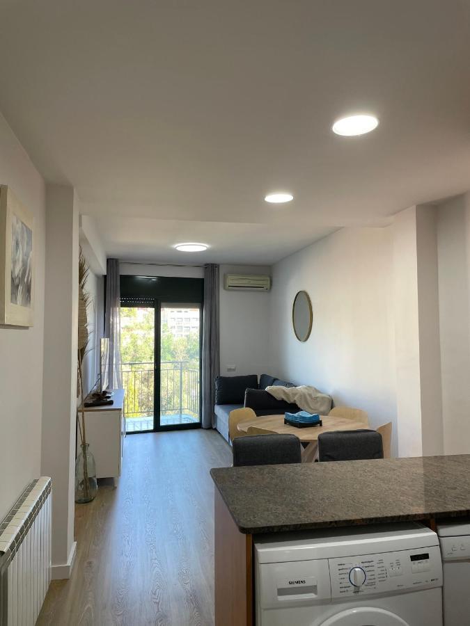 Acogedor Apartamento Vallparadis Con Parking Terrassa Exterior photo